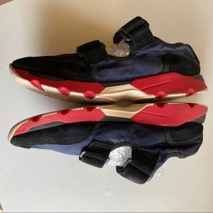 Reserved for @myluckystar